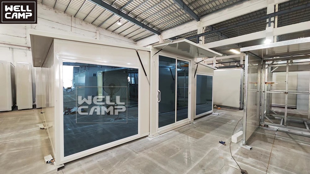 video-Interior display of luxury glass expandable container house-WELLCAMP-img-1